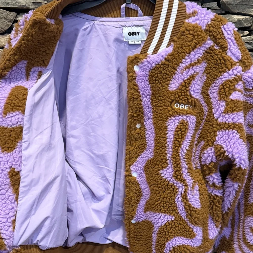 Obey Women’s Brown and Purple Patterned Puffer Jacket With Pockets! - Picture 9 of 11
